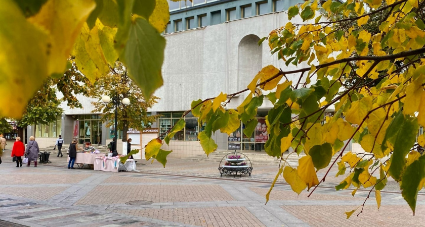 В Кузнецке состоялось открытие памятника, посвященного 135-летию храма Казанской Божьей Матери