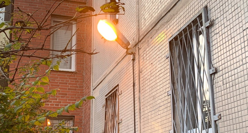 Власти пообещали сделать освещение на Суворова и Новоселов