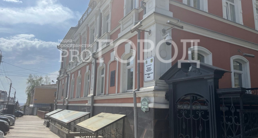 «Хочешь вылечиться, езжай к «чикарлейскому дохтуру»!»: Константин Бадигин удалял катаракту, камни и принимал роды у пензячек