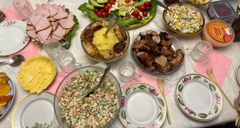 Рецепт салата «Свежесть» для Нового года. Простой и вкусный салат, который съедают первым 