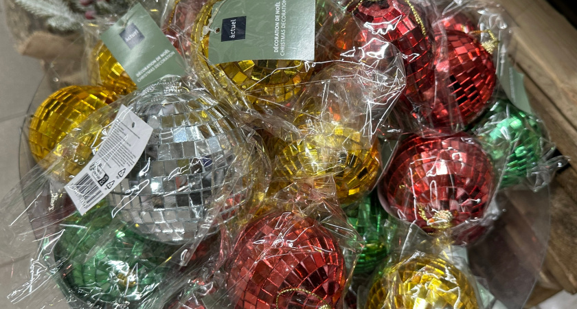 Пензенским УК объяснили, как празднично оформить территории у МКД