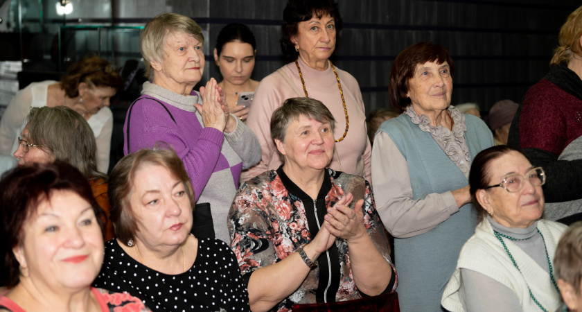 Более 350 бабушек и дедушек собрались на фестивале «Жить по-новому» от партии «Новые люди» в Пензе