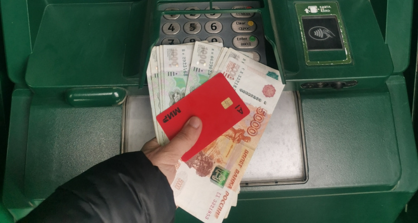 Пензячка, воспользовавшись тем, что мать отвлеклась на ребенка, украла ее деньги