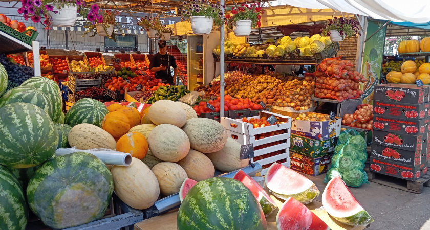 Фрукты "с разводом": как придумали дурить туристов на трассе М4-Дон - хитрющие Воронежские умельцы