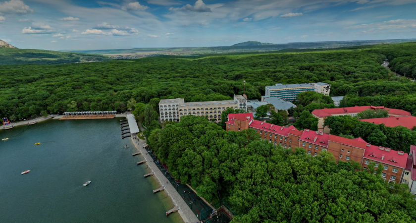 7 городов России, где на пенсию можно начать жить на широкую ногу: чистая природа, мягкий климат и доступные цены