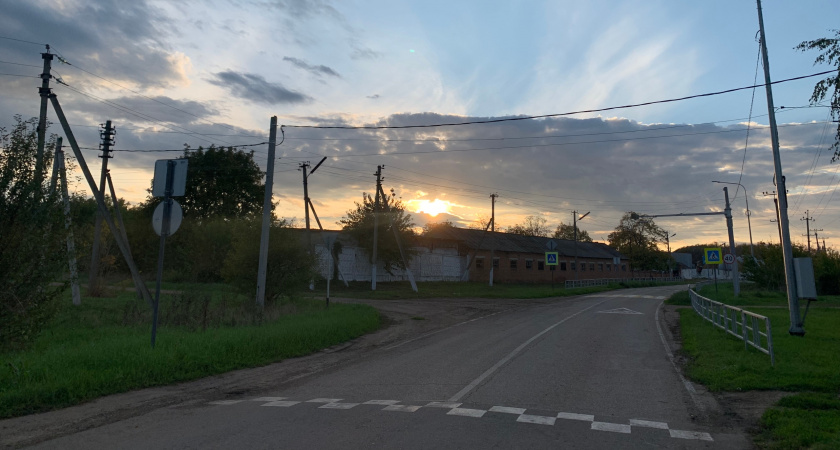 В Нижнеломовском районе прокуратура решила вопрос с ремонтом дороги и освещением