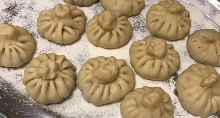 «Сочинские» хинкали из «Ермолино»: решила проверить, сколько мяса в каждом и что скрывает упаковка — честный обзор