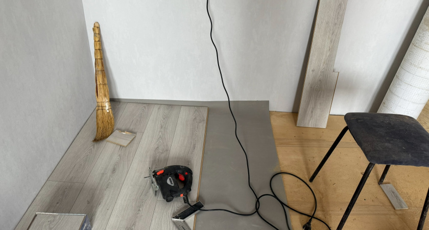 На улице -40, но пол теплый хоть босиком ходи: использовал технологию «финского» пола - все сделал своими руками и никакой мороки