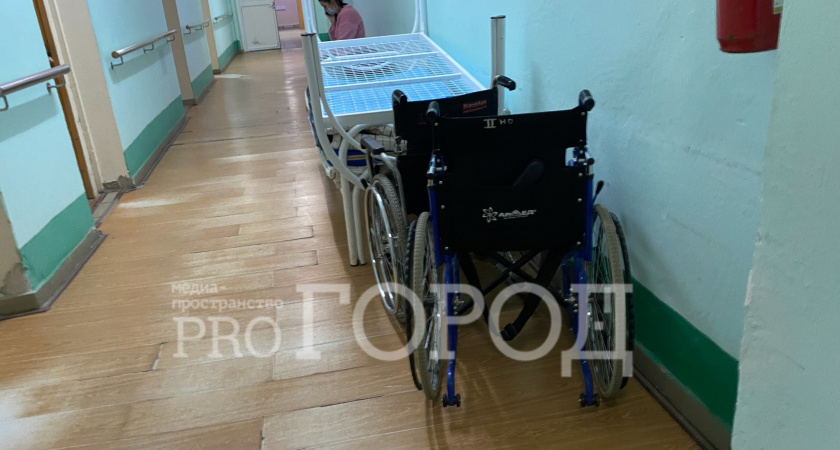 Пензячка пожаловалась на нехватку катетеров для ее сына-инвалида