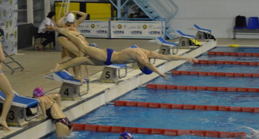 В Пензе обещают отремонтировать бассейн и беговые дорожки