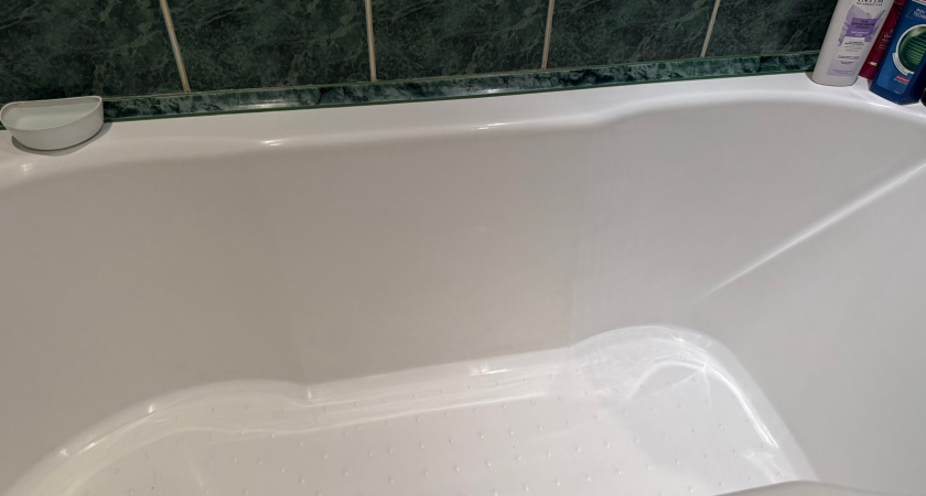 4 ложки на губку — и ванна сияет как новая: никакого желтого налета и ржавчины — сияет как на праздник
