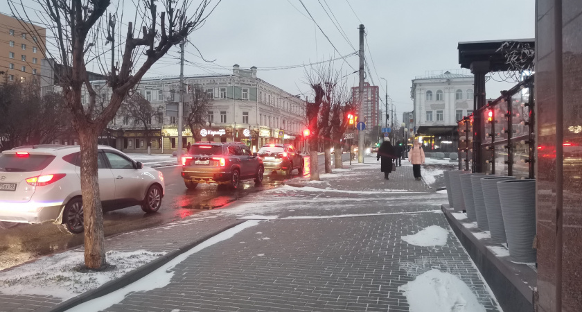 В ГАИ честно ответили как действовать: что делать, если вы уже пересекли стоп-линию и загорелся красный сигнал светофора