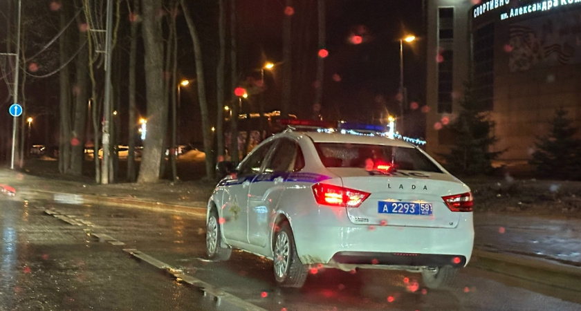 У памятника Победы произошло ДТП