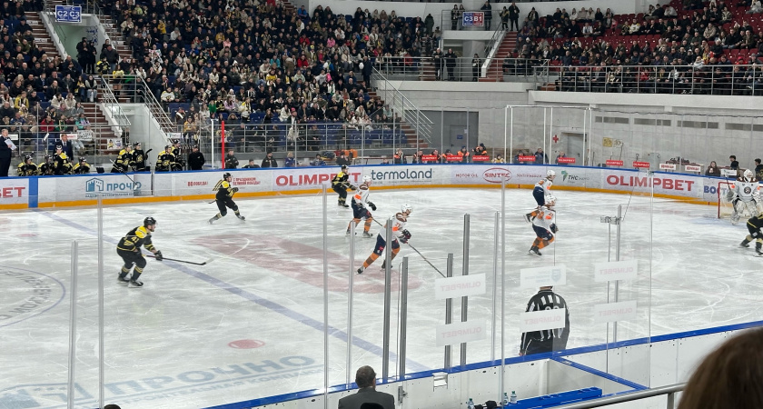 В Пензе перед началом матча «Дизеля» скончался один из болельщиков