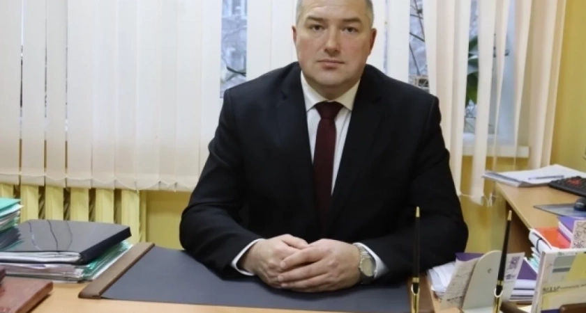 Был всего на волоске от лишения премии: как глава областного Минобра закрыл вопрос с капремонтом сразу нескольких объектов