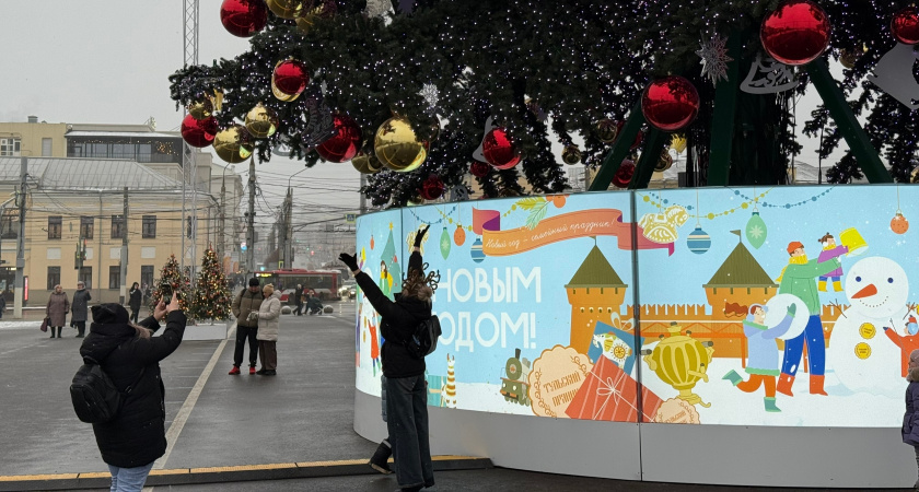 Почему в СССР детей спокойно отпускали одних во двор, а сегодня водят за руку до школы до последнего