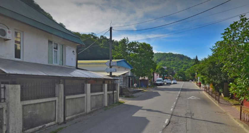 Заброшенные дома у моря в Краснодарском крае: приехала на место и сразу стало понятно, почему люди отсюда уехали