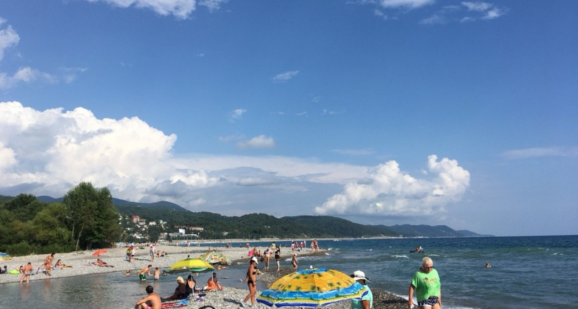 Азовское или Черное: в этом году побывали и там и там: на какое море я не советую ехать, а куда точно вернусь