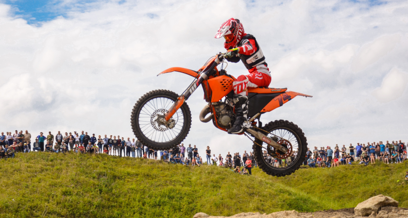 Жители Кузнецка ждали этого десять лет! «Ночные волки» открывают секцию мотобиатлона