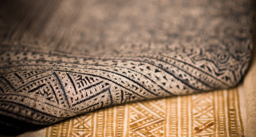 В Европе уже все давно отказались от ковров у входа: причина вас удивит 