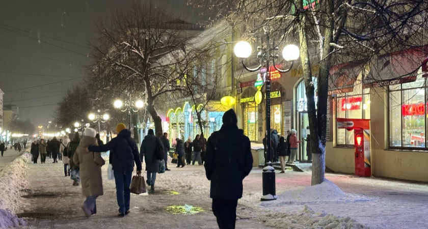 Росгвардейцы прервали «отдых» пензенцев, мешавших работе ресторана быстрого питания