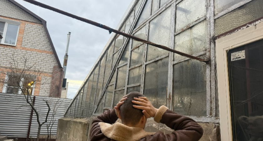 Теплица превратилась в гармошку: друг говорил, а я не слушал - вот, как правильно чистить снег