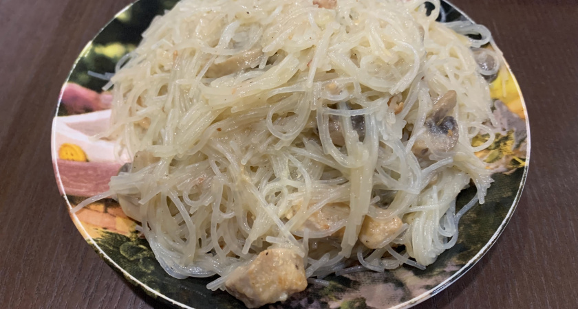 Жена купила в «Фикс-Прайсе» дешевую лапшу за 25 рублей: а я сделал с ней блюдо, которое "элита" в ресторанах заказывает