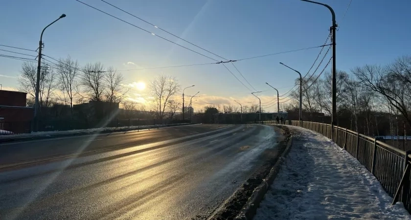 В Мокшанском районе в тройном ДТП два человека погибли, шесть пострадали