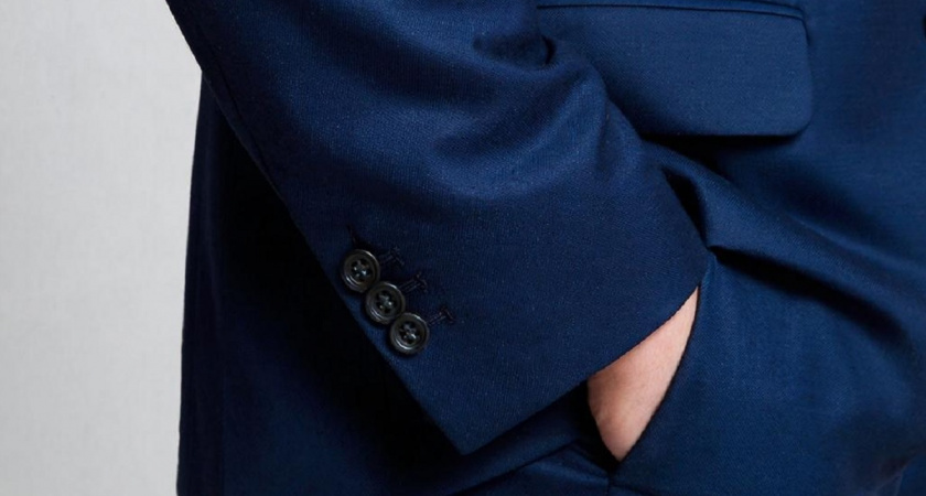 Для делового человека: зачем на рукава пиджака пришивают пуговицы 