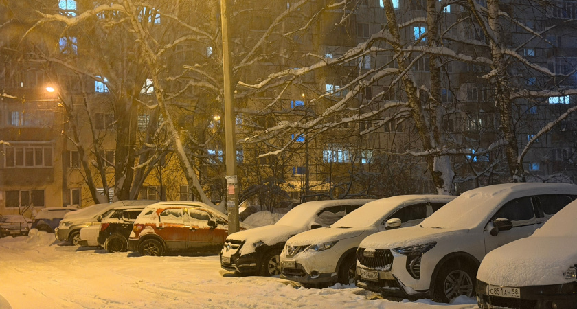 Я тут чистил снег и это моё место: имеет ли право водитель занять часть парковки, если просто почистил с неё снег для своего авт