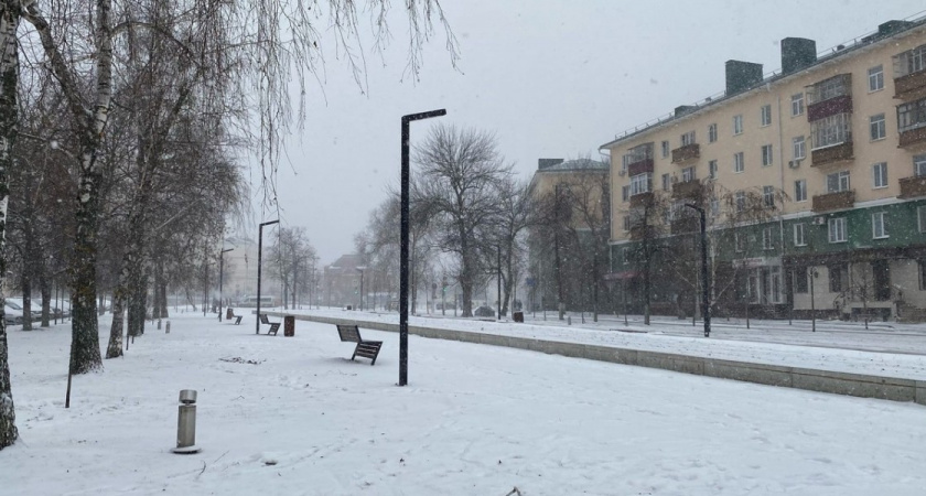 Олег Мельниченко потребовал усилить контроль за соблюдением правил благоустройства