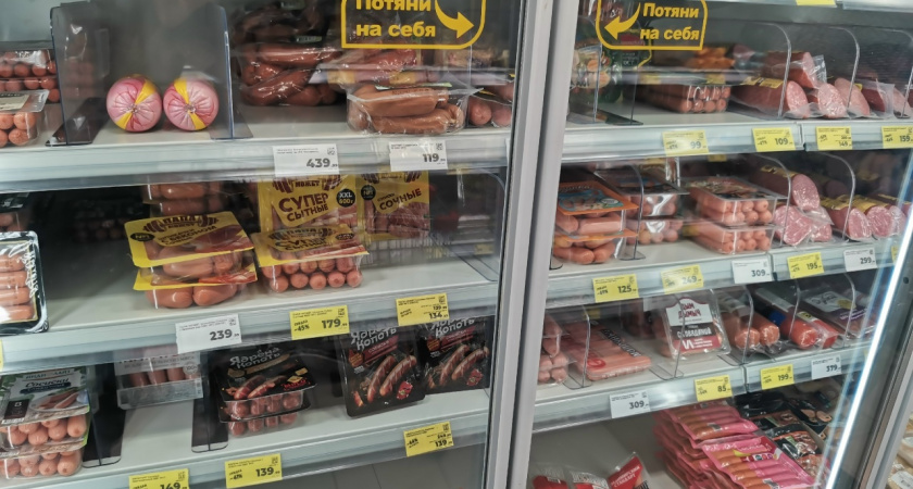 Внутри мясо, а не соя: 15 марок сосисок и сарделек, которым Роскачество поставило 5 из 5 — натуральные и вкусные