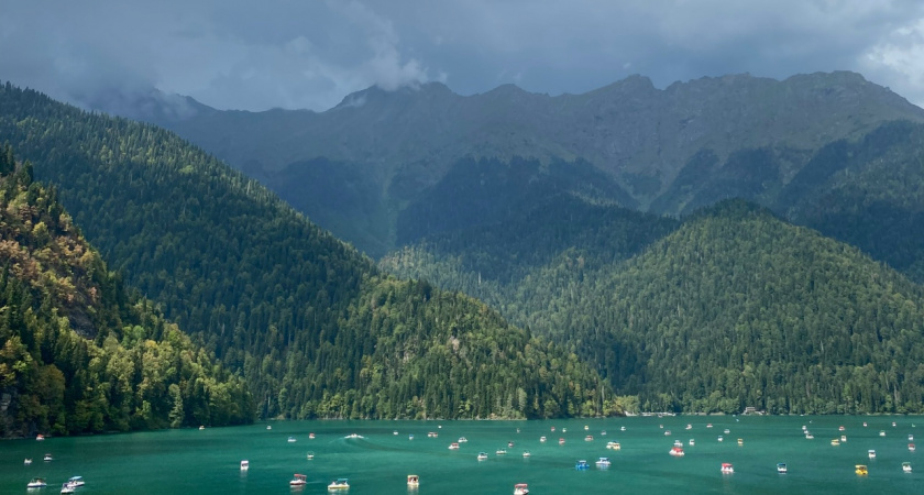 Почему абхазы не хотят работать? Спросил местных, и вот что мне ответили: 4 честных причины