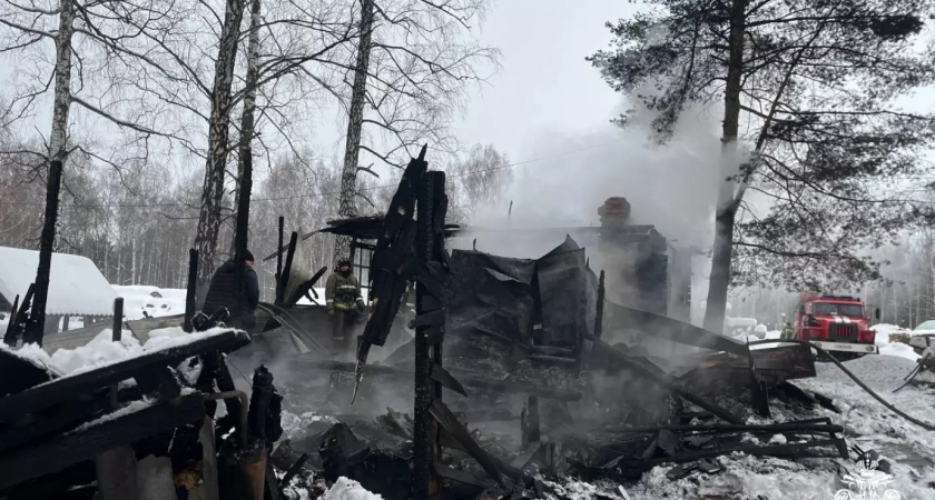 В Кузнецком районе на даче загорелся дом: есть пострадавший