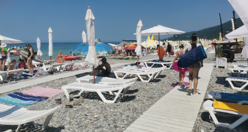 Переезд на юг: какой город в Крыму можно рассмотреть для комфортной жизни - чистое море, высокие зарплаты и недорогое жилье 