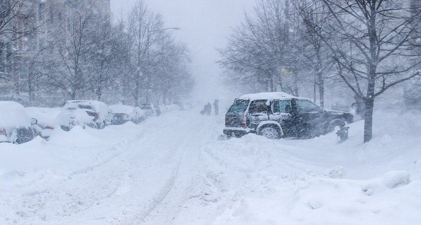 Метель 16 февраля в Москве — только начало: синоптик Ильин предупредил о 30-сантиметровых сугробах в столице через 3 дня