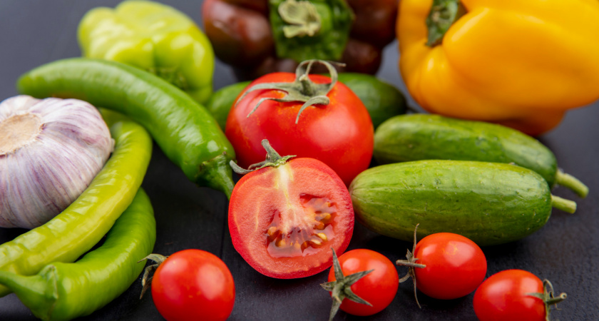Эксперты назвали самые бесполезные овощи в рационе: это не огурец и даже не салат «Айсберг»