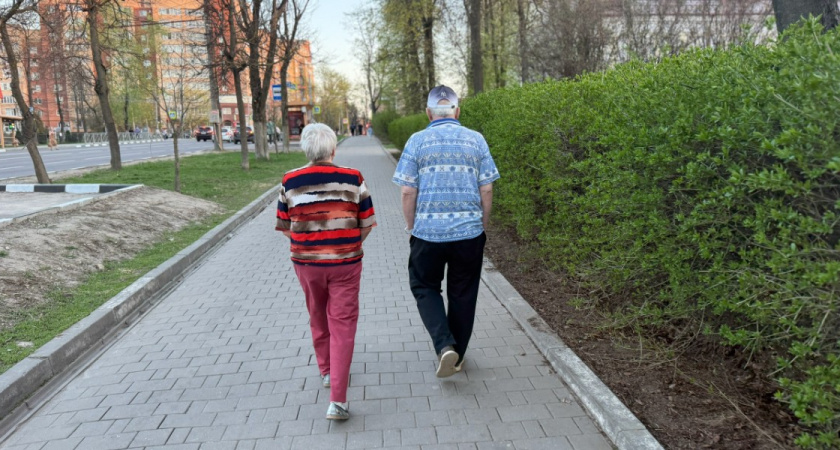 В Пензенской области мобильные бригады оказали помощь более 9 тысячам пенсионеров и инвалидов