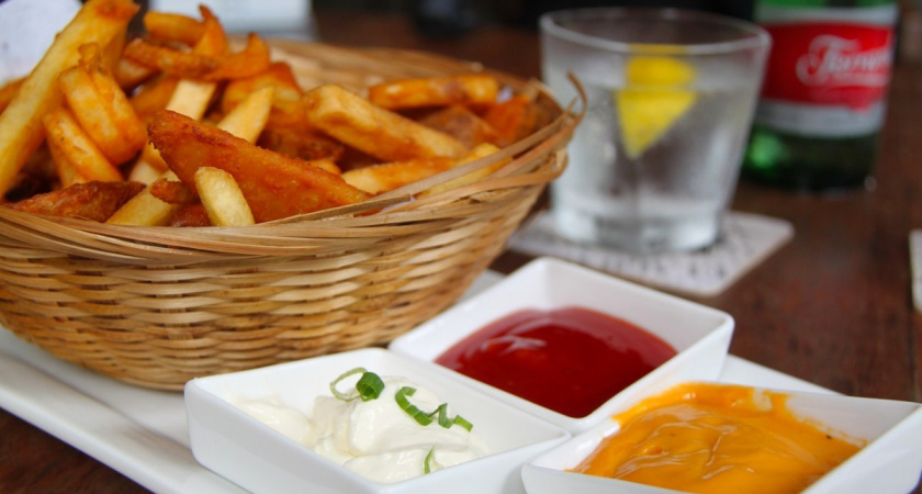 Картошку фри в фаст-фудах не беру: делаю сама без масла, жира и яичных белков - детки хрустят не нарадуются