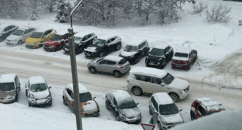 В Пензе опрокинулась «Лада Веста»