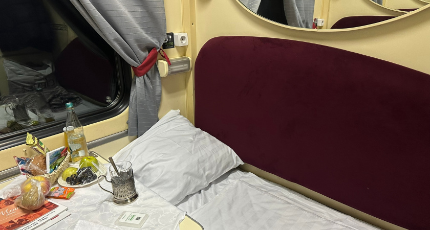 Сели в поезд в середине маршрута и окаменели: постельное не чистое, еда съедена - почему нас уже никто там не ждал