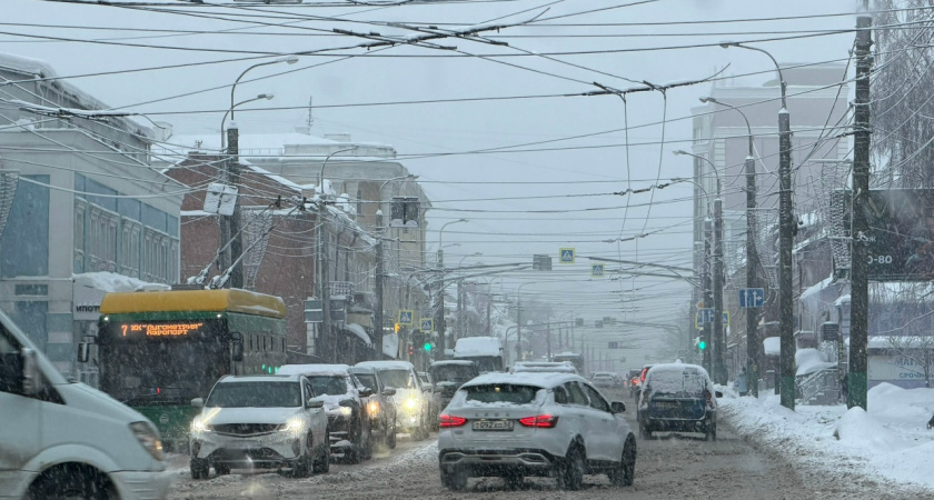 В Арбеково загорелись провода