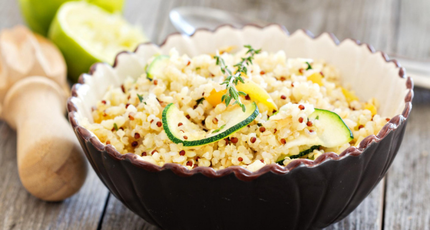 Завтракать овсянкой уже не модно: мир покорила новая «золотая» крупа — королева энергии и стройности