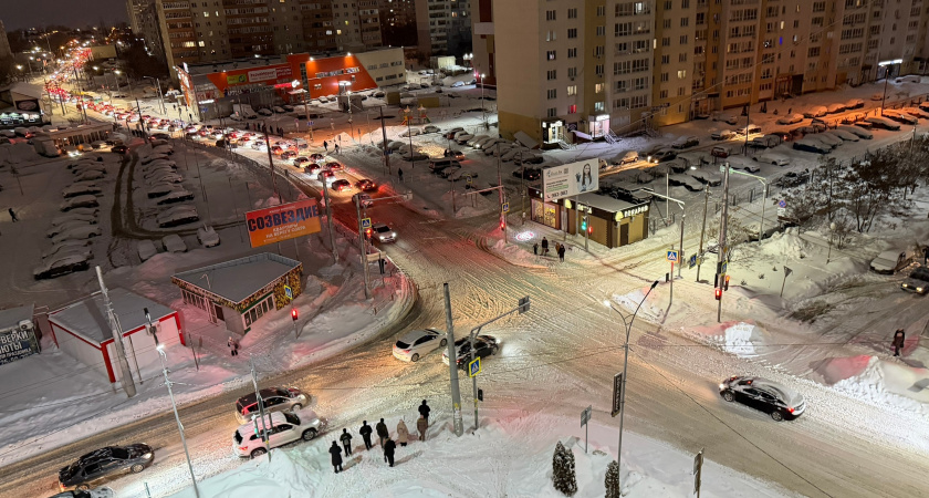 Почему многие водители съезжают с кольца из второй полосы, если это запрещено: о причине рассказываю простыми словами