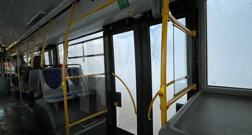 В Пензе на Коммунистической троллейбус попал в ДТП
