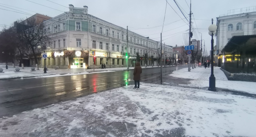 В Пензе на Терновского произошло ДТП с мусоровозом