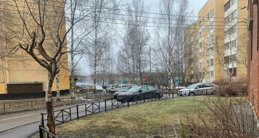 «Фаер-шоу»: в Заводском районе загорелись провода