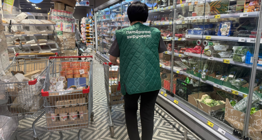 Купил 2 одинаковых десерта в “Пятерочке” и “Фикс Прайсе”:  сравнил - где лучше состав и цена