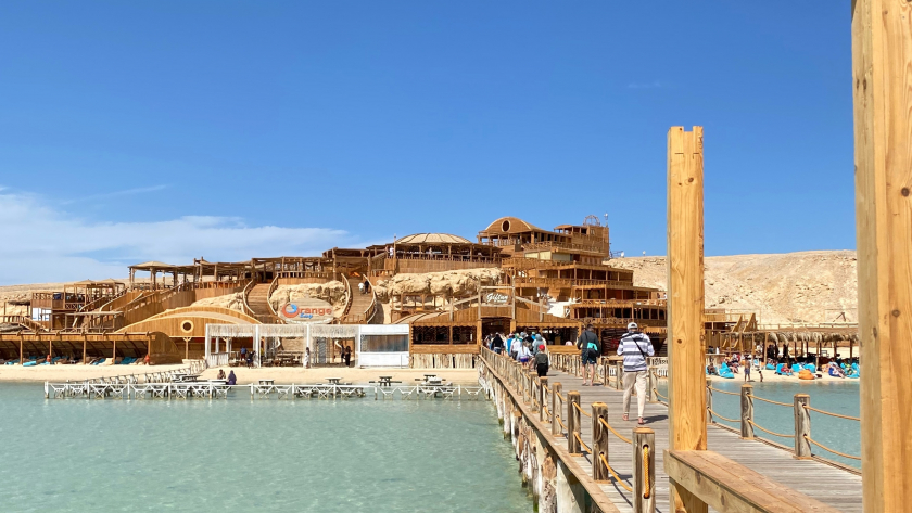 В два раза дешевле Турции и сервис лучше, чем в Сочи: море чистое как слеза  6 курортов-конкурентов, экономно на лето