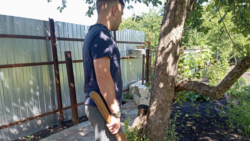 Больше никакого болота на участке: соорудил обычную вертикалку, про которую не знают многие дачники - земля сухая уже пару дней